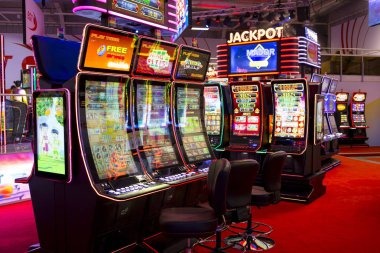 botak123 login mobile app interface showing football markets and live casino options